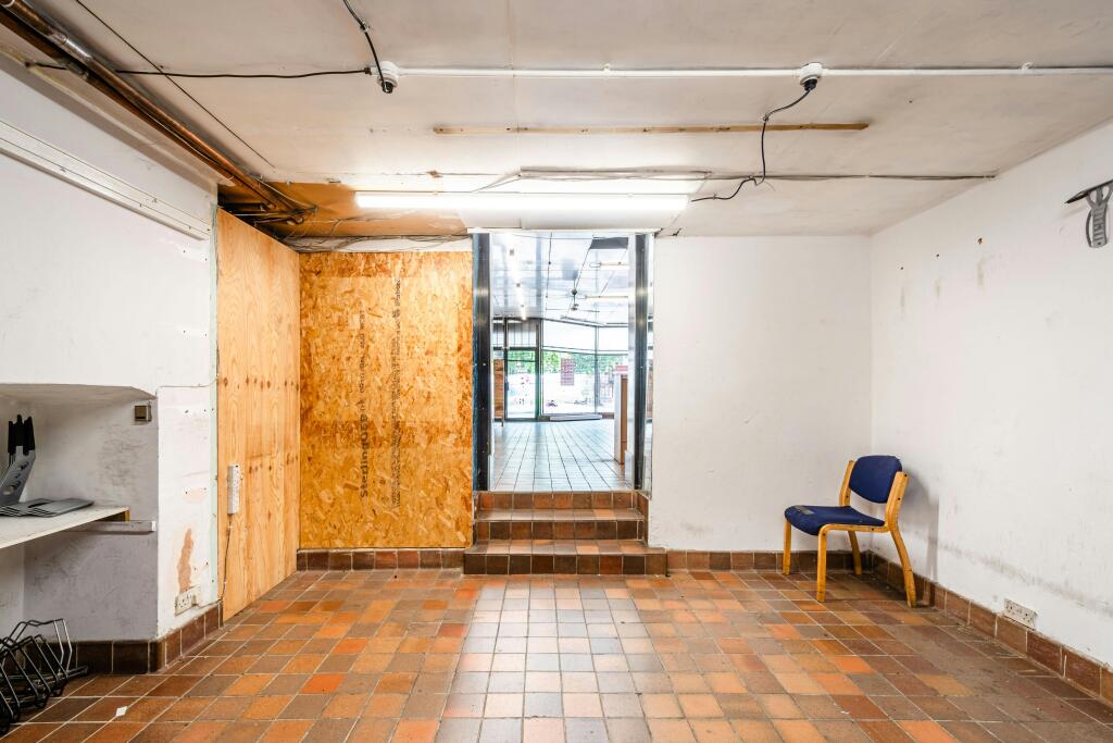 Clapham High St 4042  Low Res 18.jpg