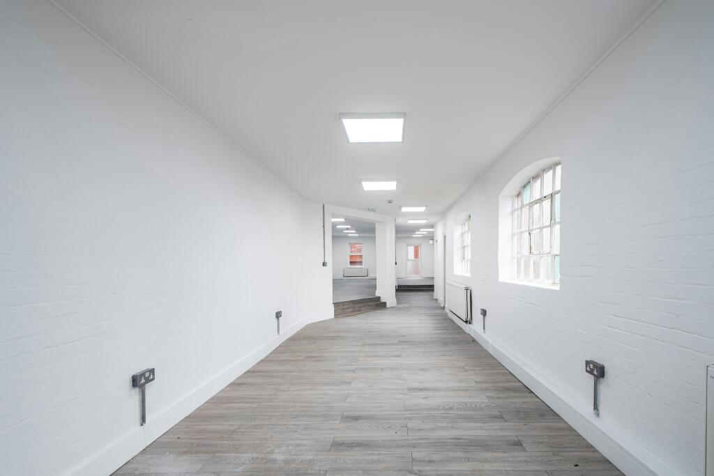 Hackney Rd 237  Low Res 2.jpg