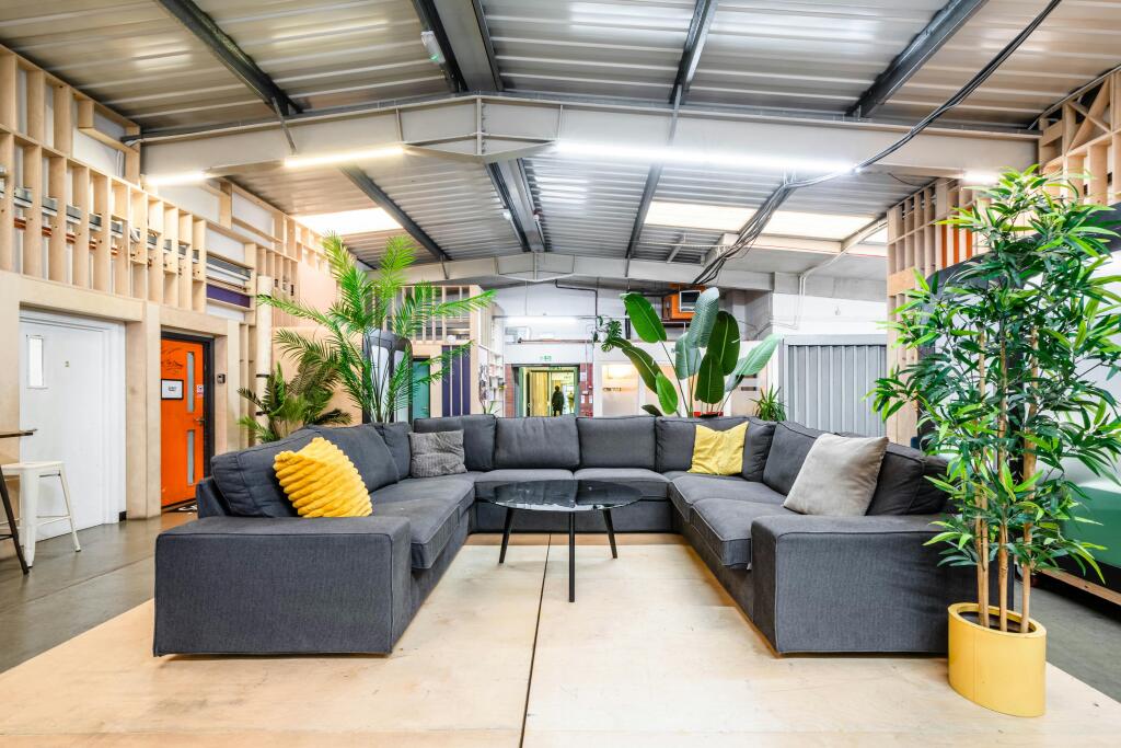 Hancock 5 U5 Low Res 18.jpg