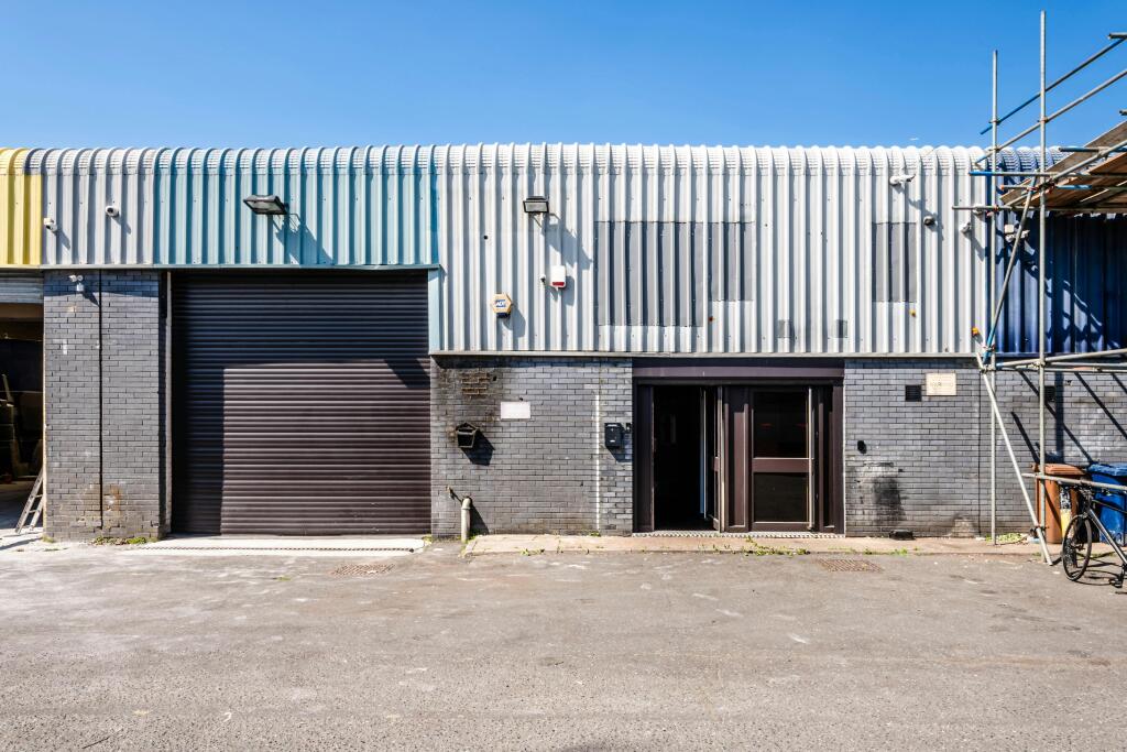 Forest Bus Pk U25  Low Res 23.jpg