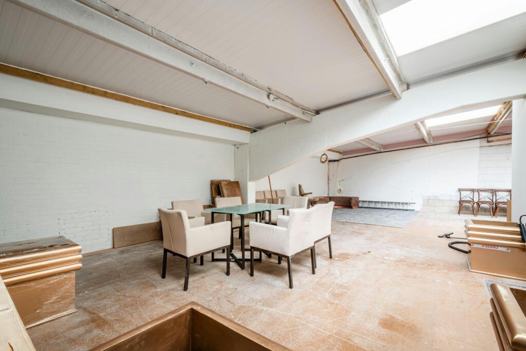 Forest Bus Pk U25  Low Res 16.jpg