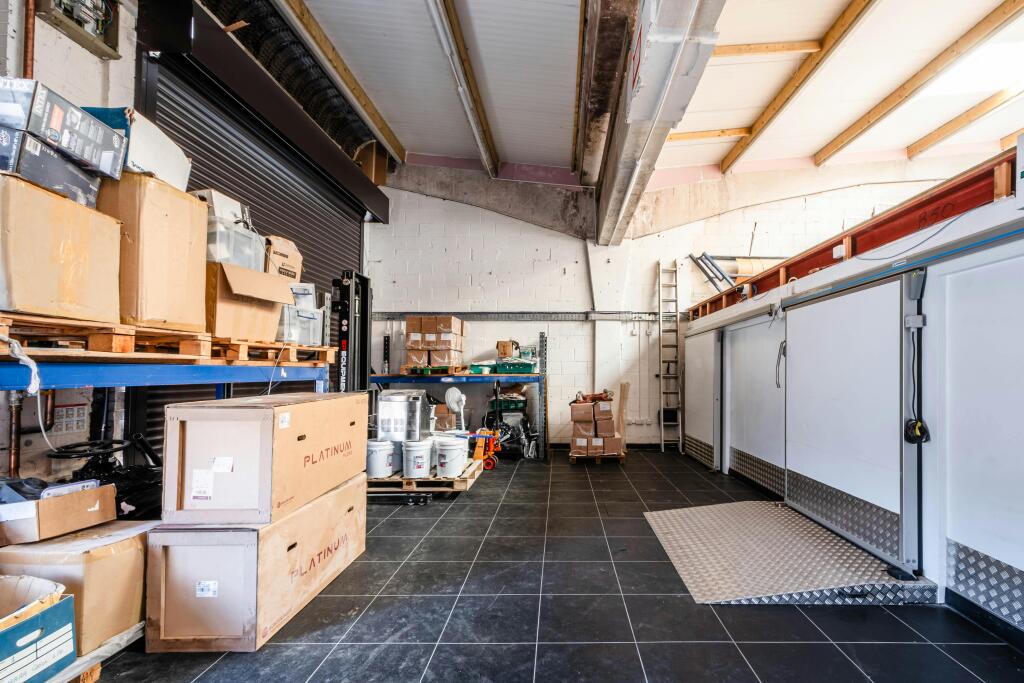 Forest Bus Pk U25  Low Res 2.jpg