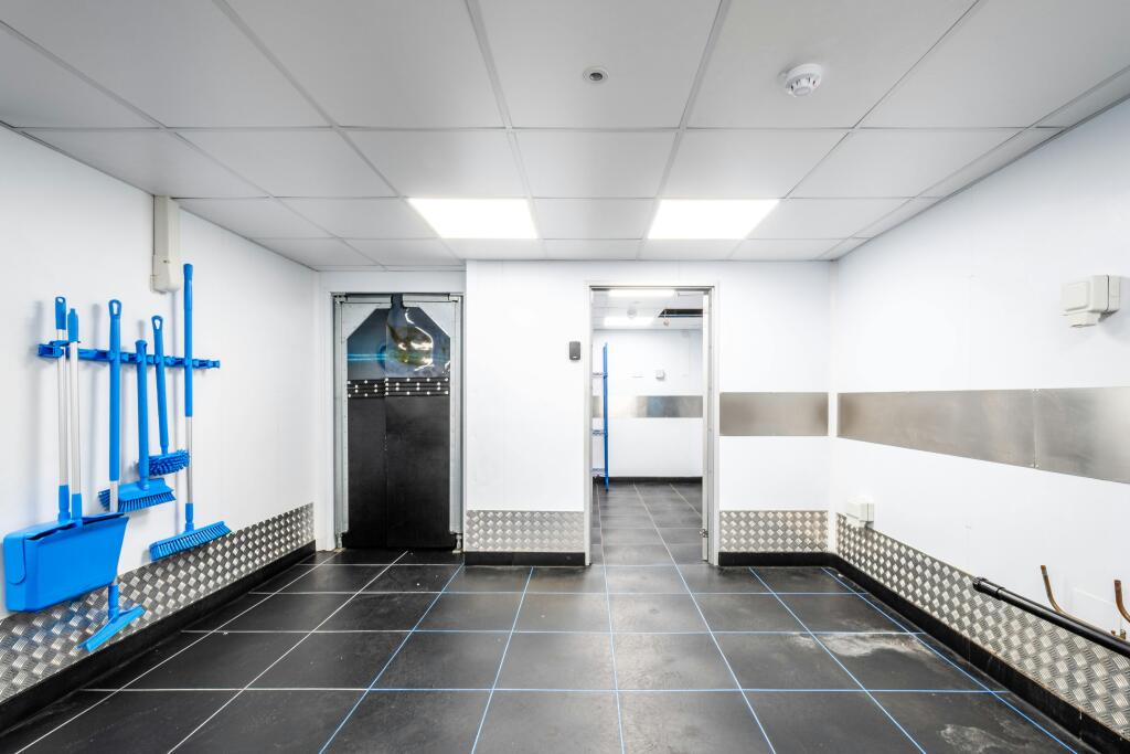 Forest Bus Pk U25  Low Res 9.jpg