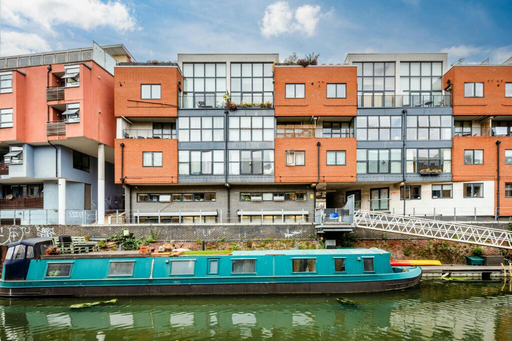 Main image of property: 1-4 Andersens Wharf, 20 Copenhagen Place, Limehouse, London, E14 7DX
