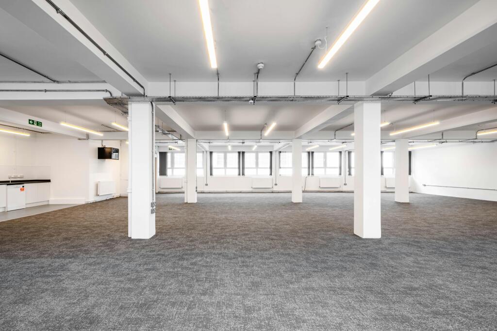 Universal House 301E  Low Res 8.jpg