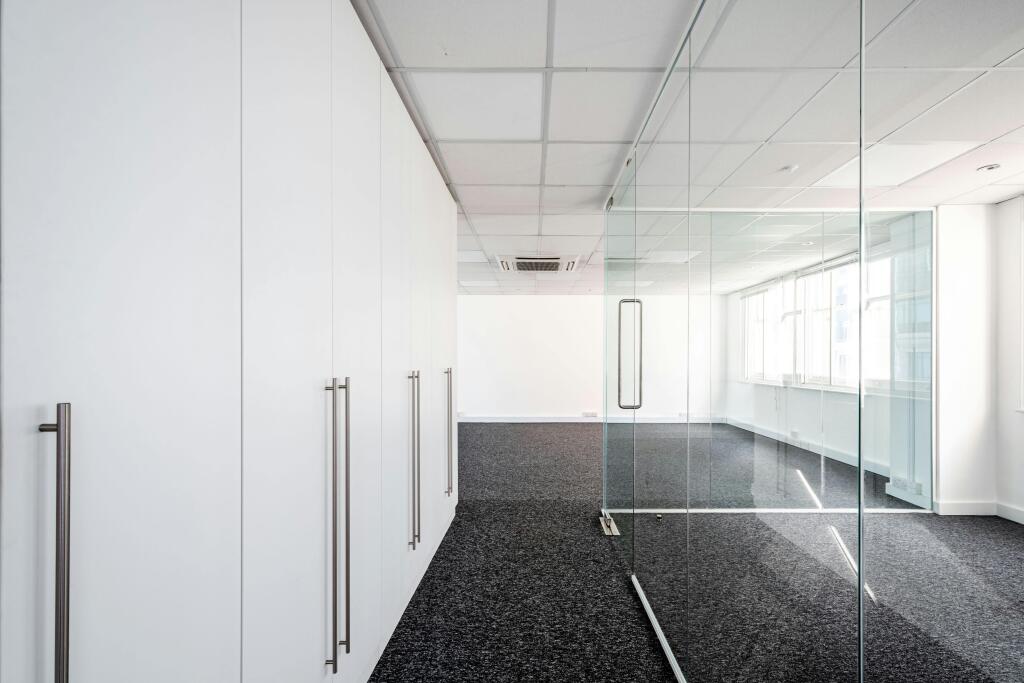 Bishopsgate 232 3F  Low Res 16.jpg