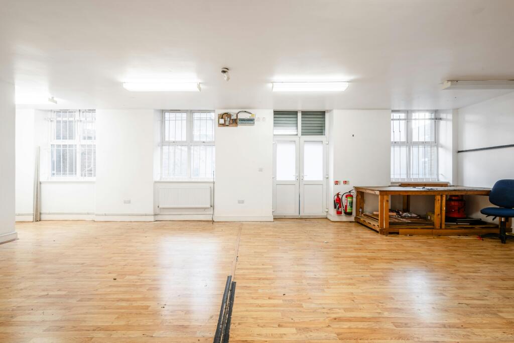 Fieldgate St 99 U6  Low Res 4.jpg