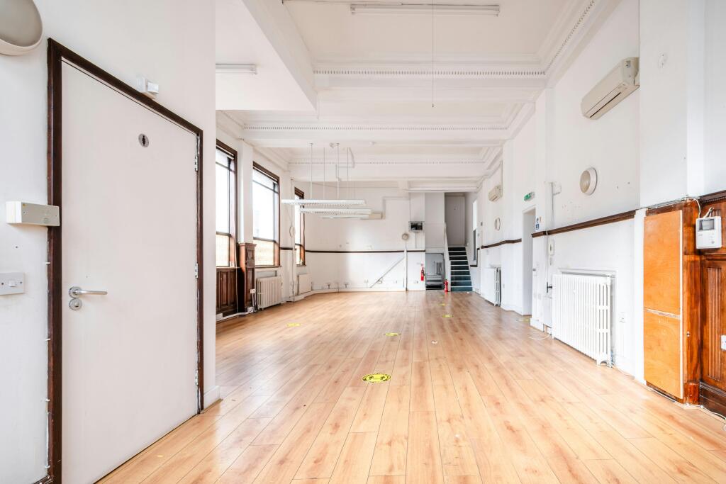 Commercial Rd 595597 Low Res 5.jpg