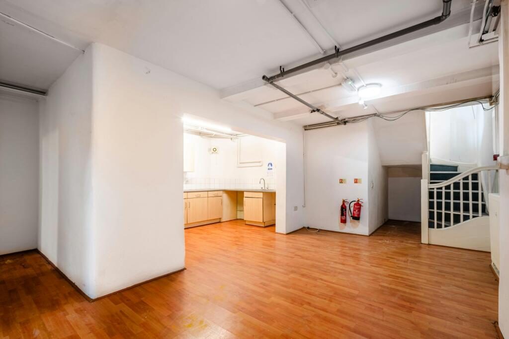 Commercial Rd 595597 Low Res 20.jpg