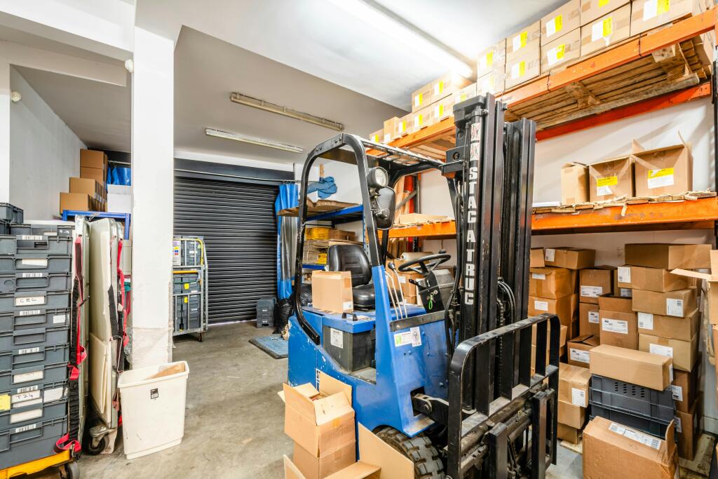 Mowlem St 49 GF Low Res 8.jpg