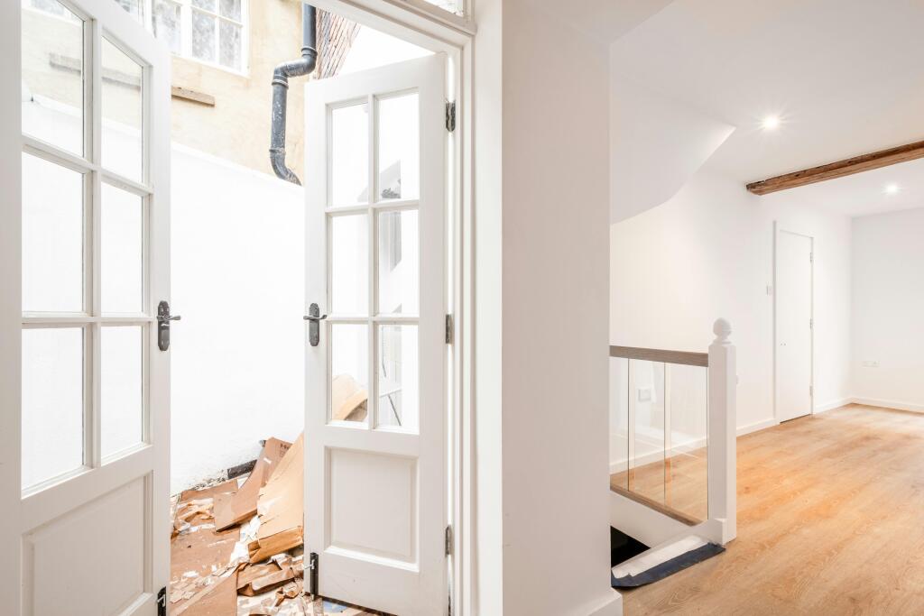 Crispin St 46  Low Res 30.jpg