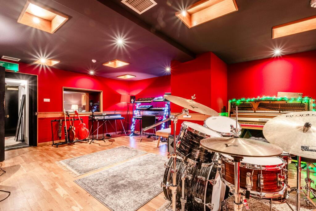 Dock St 15 Low Res 13.jpg