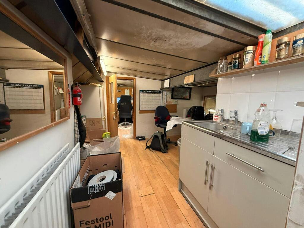 WhatsApp Image 2026-01-14 at 10.25.43 (4).jpeg