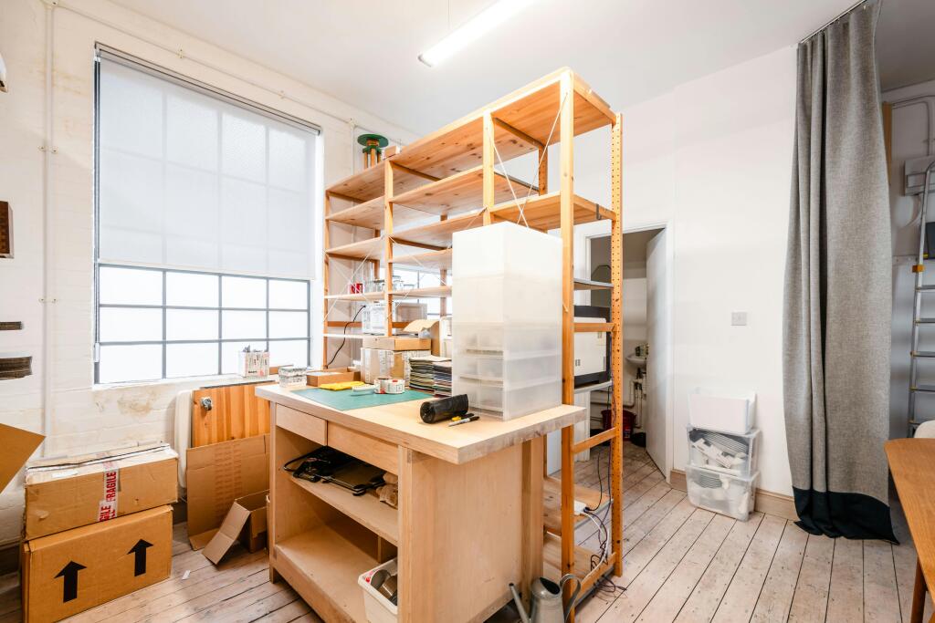 Brick Lane 160L - Low Res 5.jpg