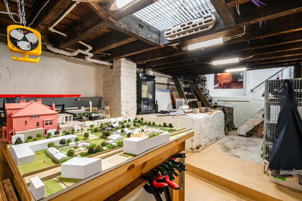 Hackney Rd 493495 NEW  Low Res 12.jpg