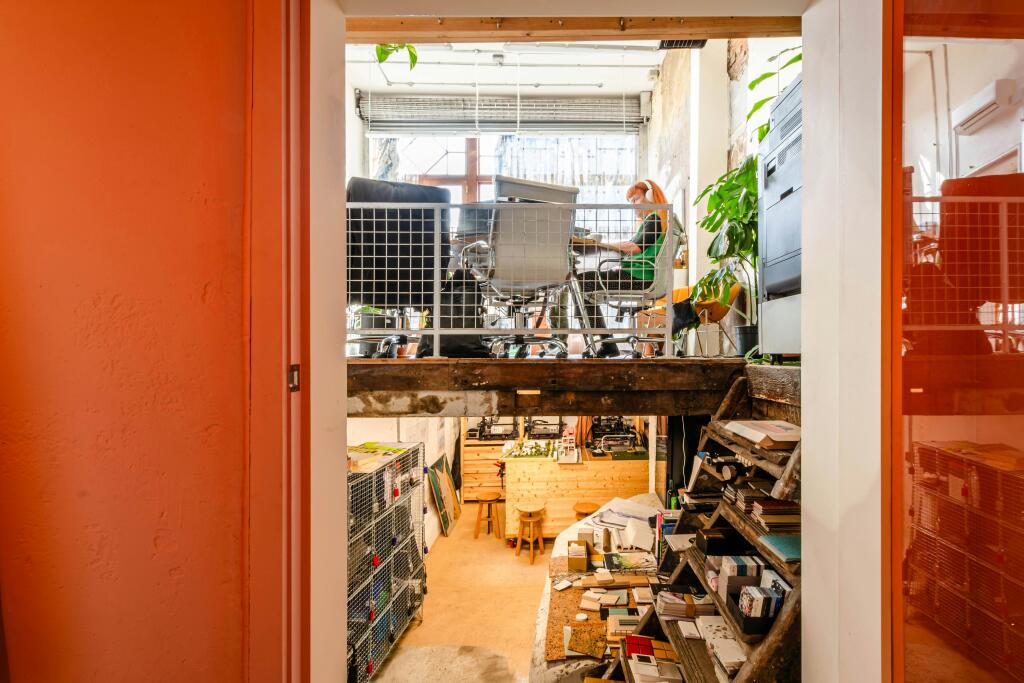 Hackney Rd 493495 NEW  Low Res 16.jpg