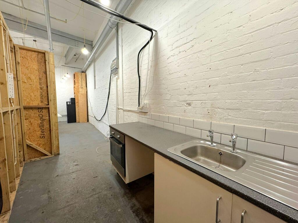 WhatsApp Image 2026-02-04 at 15.32.05 (1).jpeg