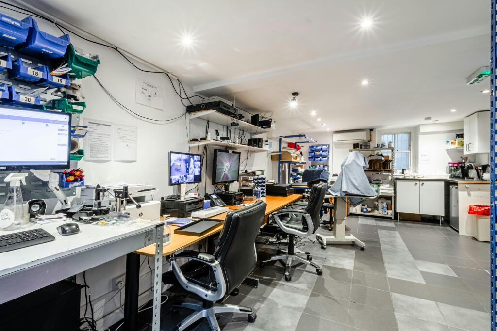 Hanbury St 28 - Low Res 2.jpg