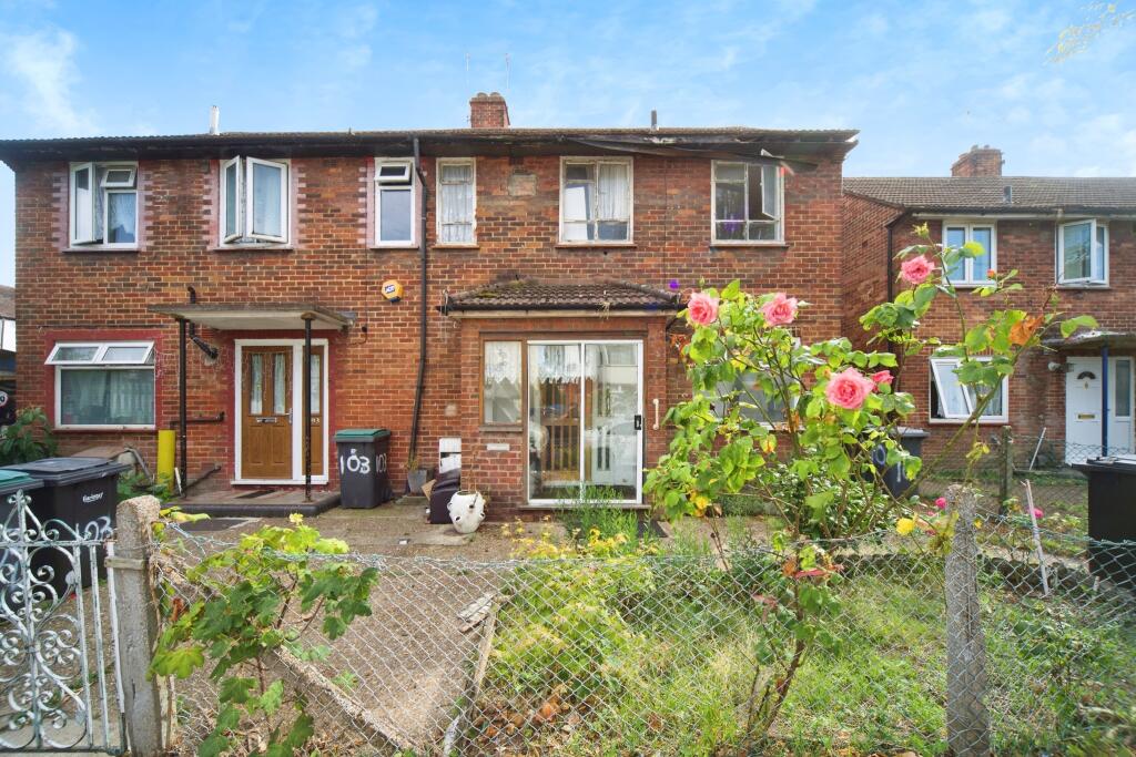 3 bedroom semi-detached house