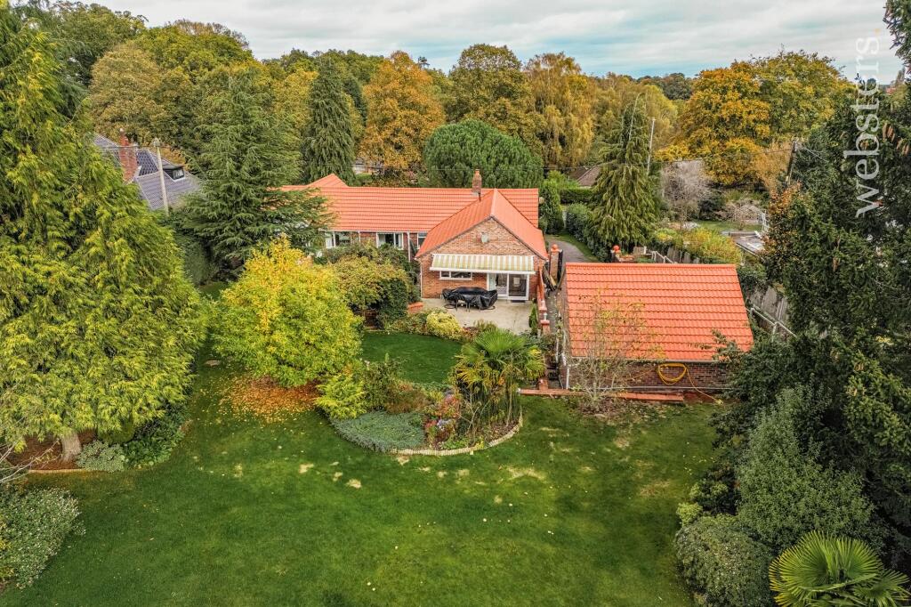Main image of property: Fakenham Road, Taverham, NR8