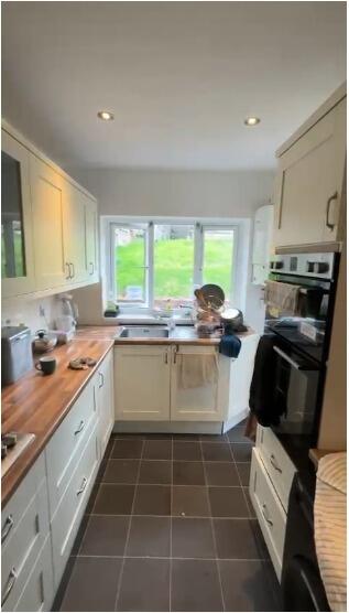 Primary image of Stony Lane, Smethwick, West Midlands, B67