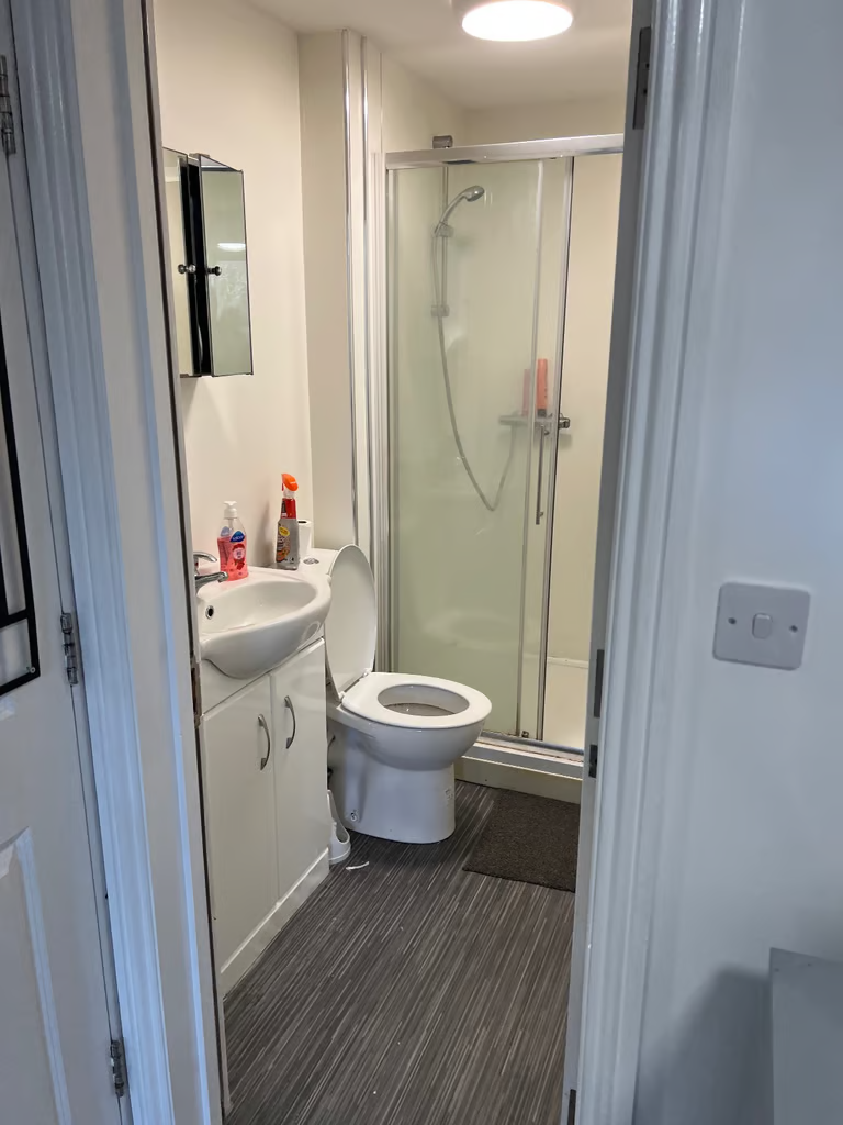 Additional property image - Upper Wickham Lane, Welling, Kent, DA16
