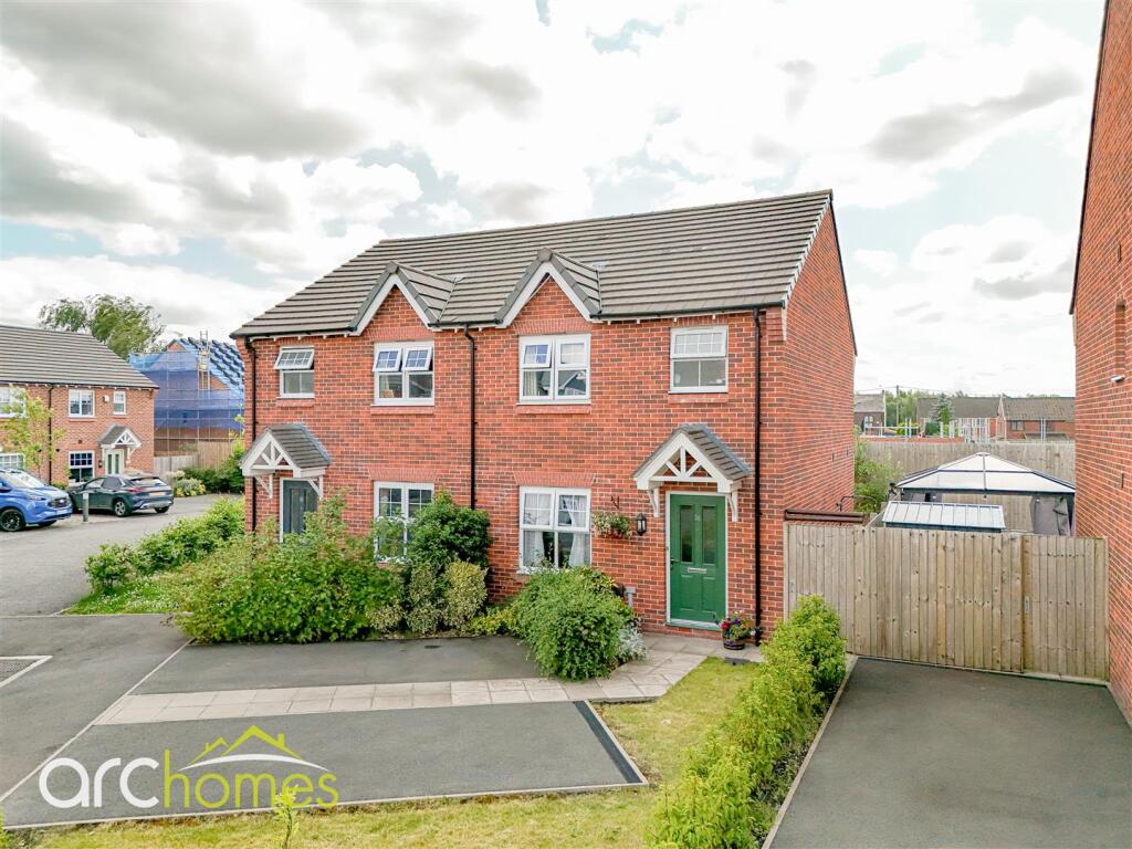 Main image of property: Granary Square, Aspull
