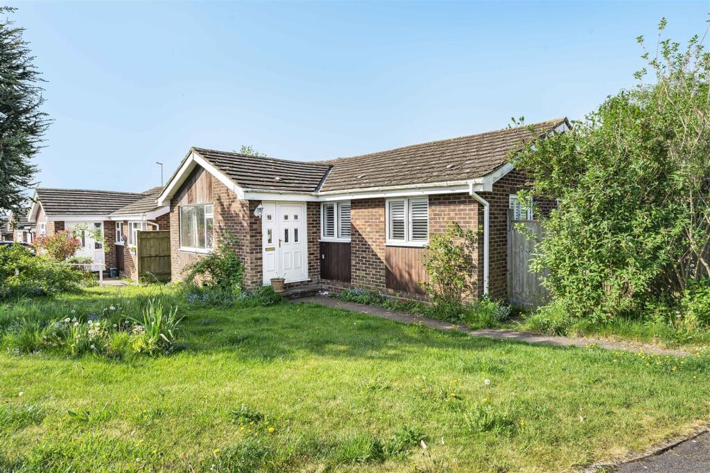 Main image of property: The Cedars, Benson, Wallingford