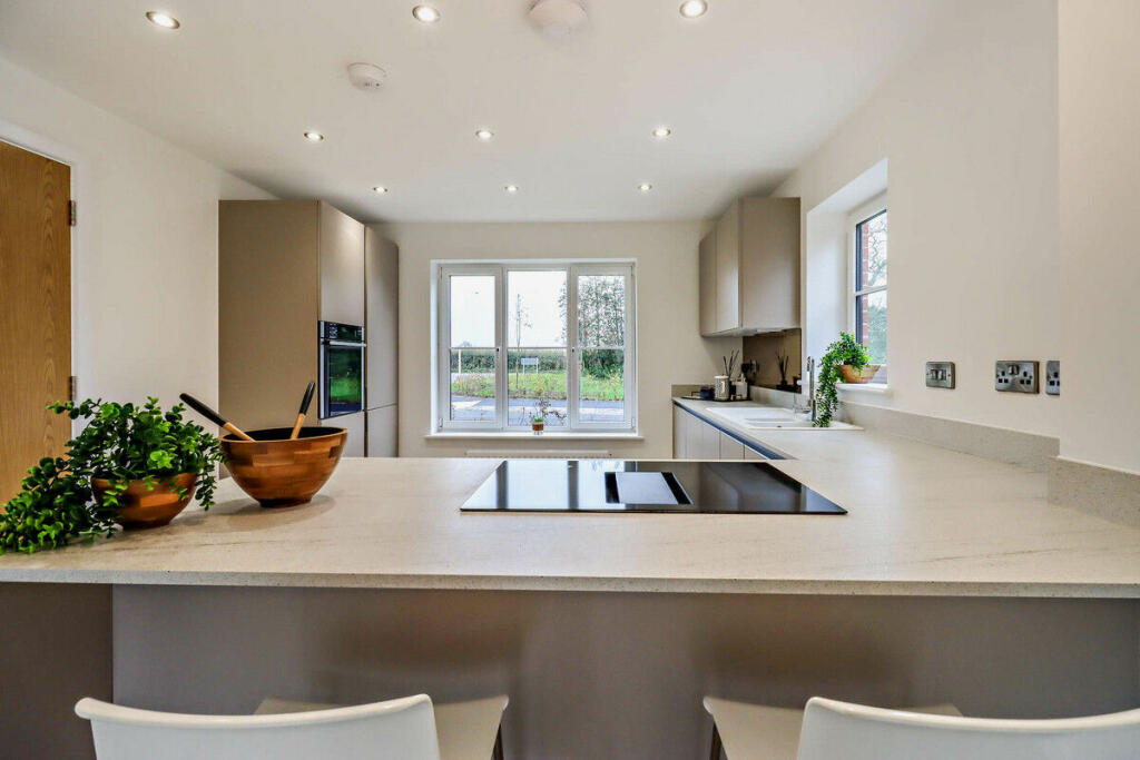 Additional property image - Alderwood Gardens, Aston, Nantwich