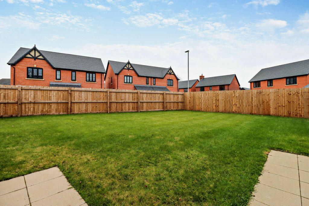 Additional property image - Alderwood Gardens, Aston, Nantwich