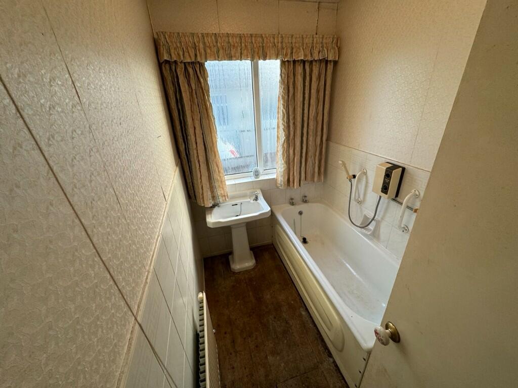 Additional property image - Grasmere Avenue, Blackburn, Lancashire, BB1