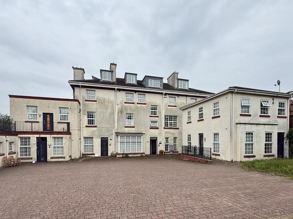 Main image of property: Flat 14, 22 Montpellier Crescent, Wallasey CH45 9AB
