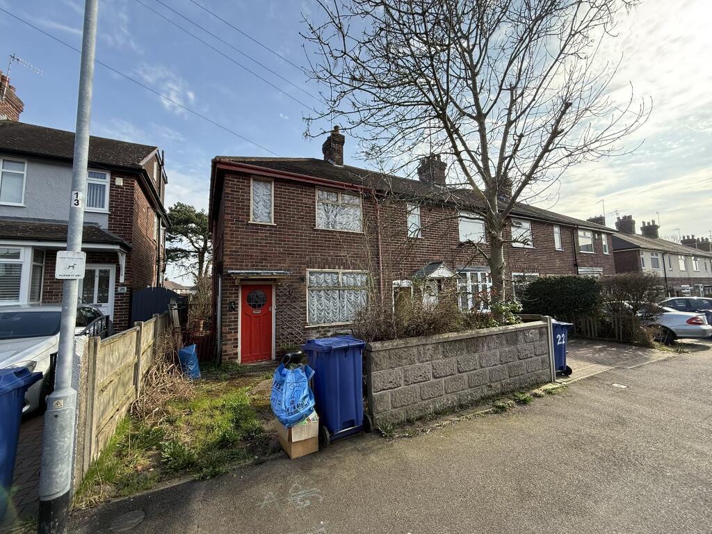 Main image of property: 24 Reeves Avenue, Newcastle, Staffordshire ST5 9LG