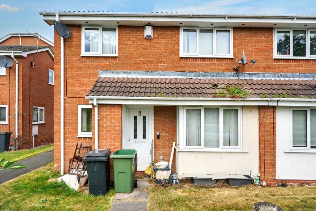 Main image of property: 5 Hazel Close, Measham, Swadlincote DE12 7JX