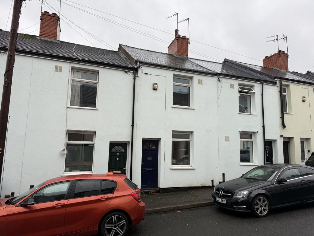 Main image of property: 20 Lord Street, Mansfield, Nottinghamshire NG18 1HH