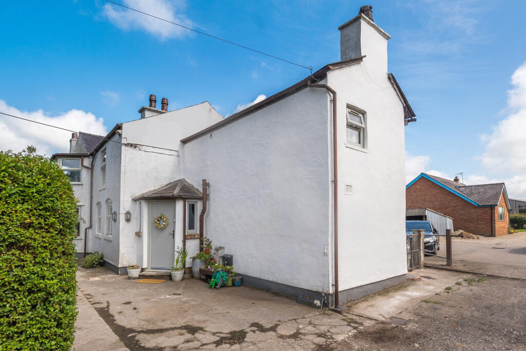 Main image of property: Masters Cottage, The Walk, Hesketh Bank, Preston, Lancashire