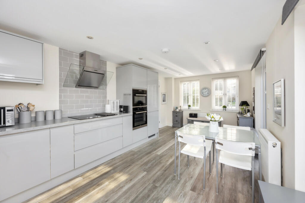 Additional property image - Oak Fields, Hailsham, BN27