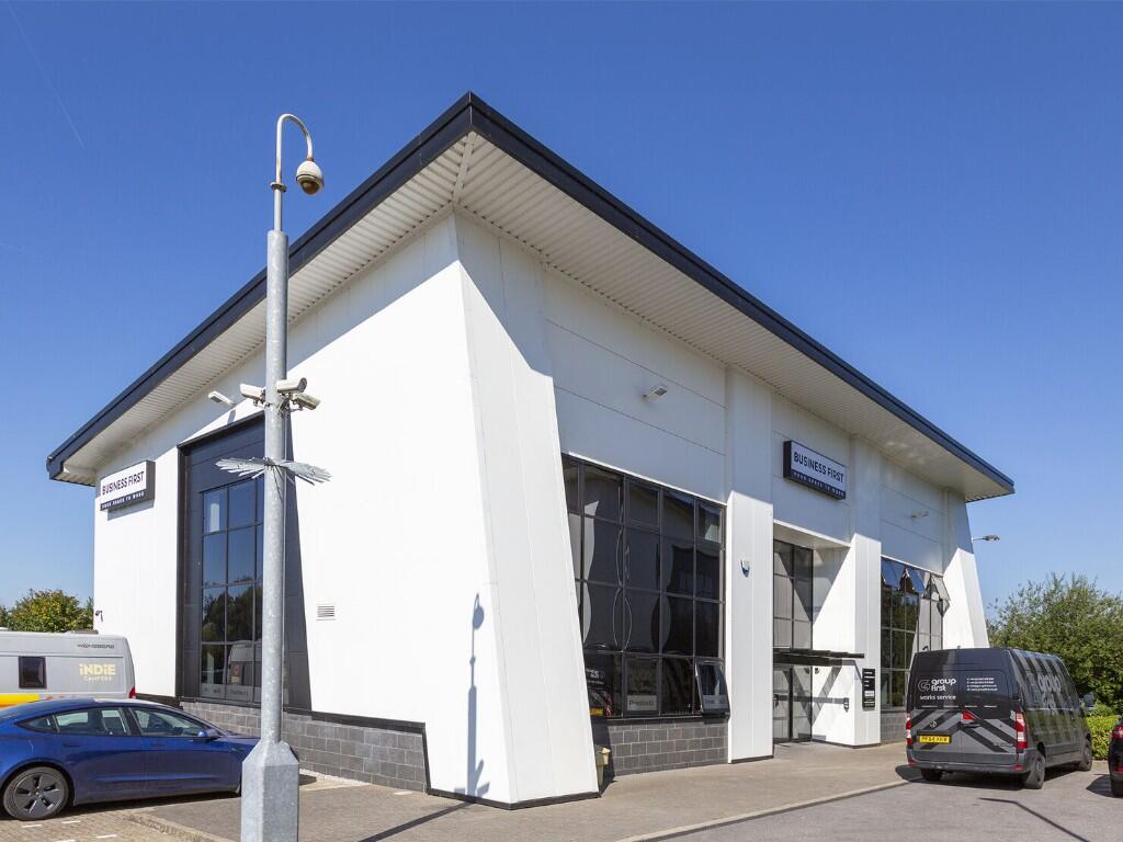 Main image of property: Cowm Top Lane, Rochdale, Greater Manchester, OL11