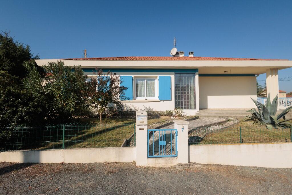 Main image of property: Miramont-de-Guyenne, Lot-et-Garonne, Aquitaine