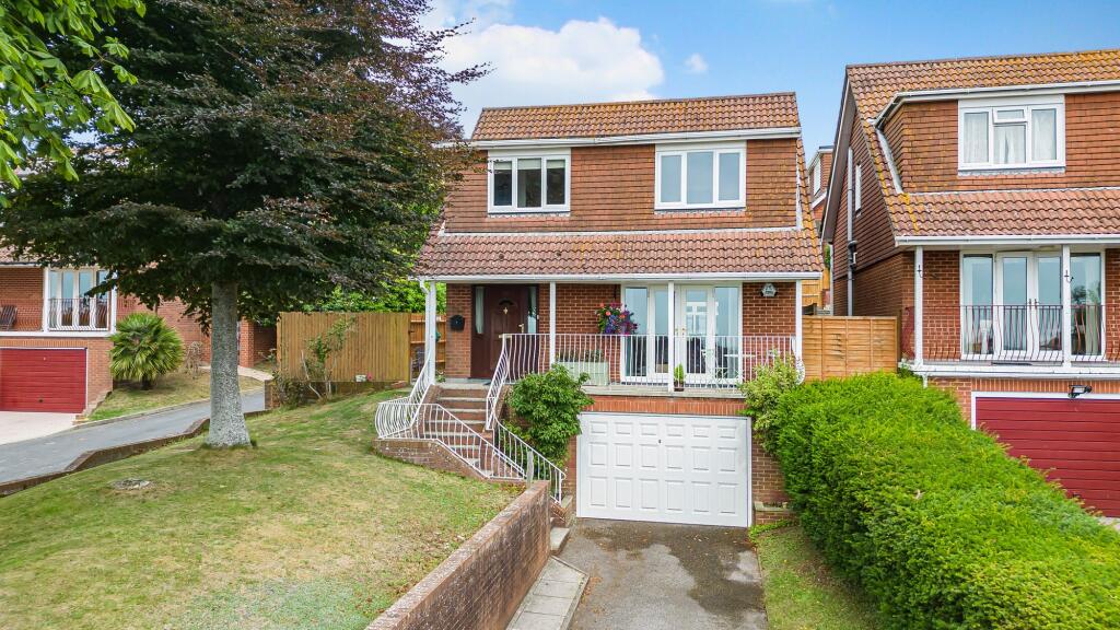 Main image of property: Crescent Drive North, Brighton, BN2