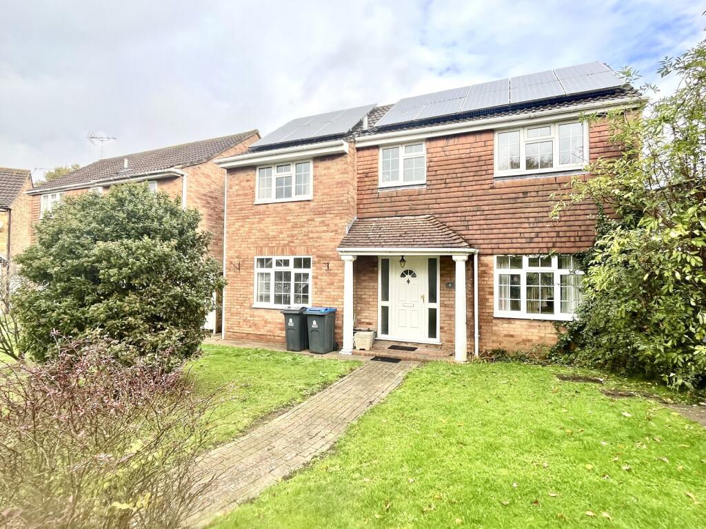 Main image of property: Gladeside Close, Chessington, Surrey. KT9 2JQ