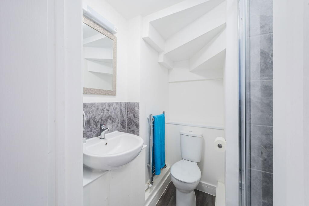Main image of property: Lawrence Road, Cirencester, Gloucestershire, GL7 1SD