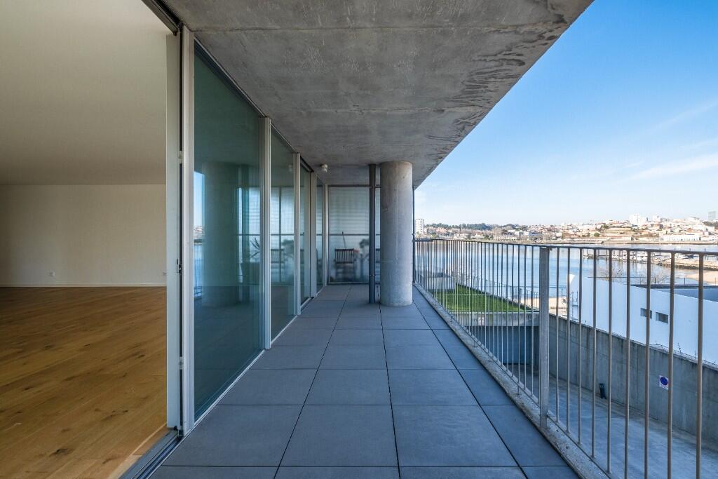 Main image of property: Oporto, Vila Nova de Gaia