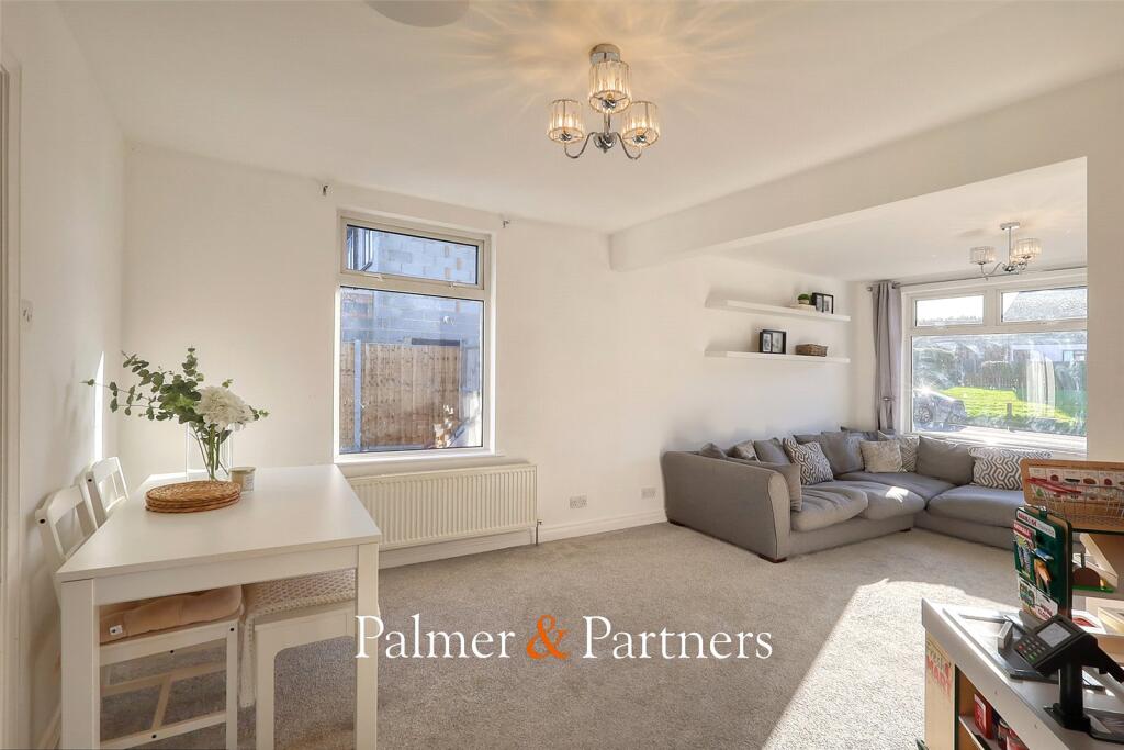Additional property image - Skinners Lane, Chelmsford, Essex, CM2