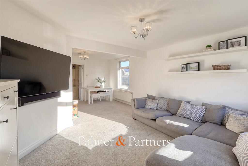 Additional property image - Skinners Lane, Chelmsford, Essex, CM2