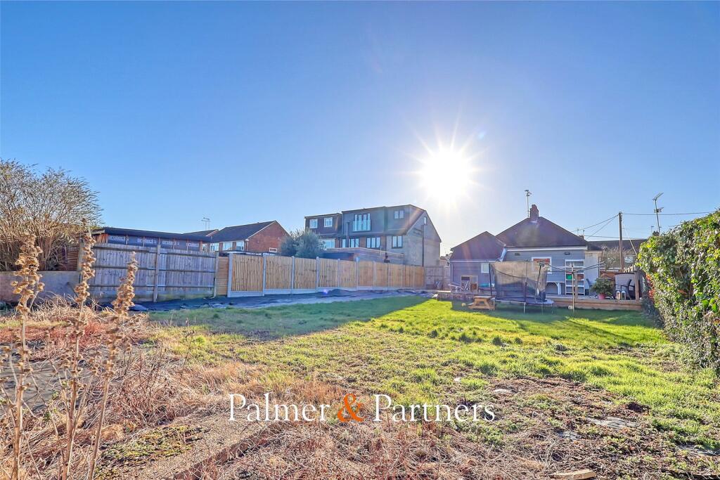 Additional property image - Skinners Lane, Chelmsford, Essex, CM2