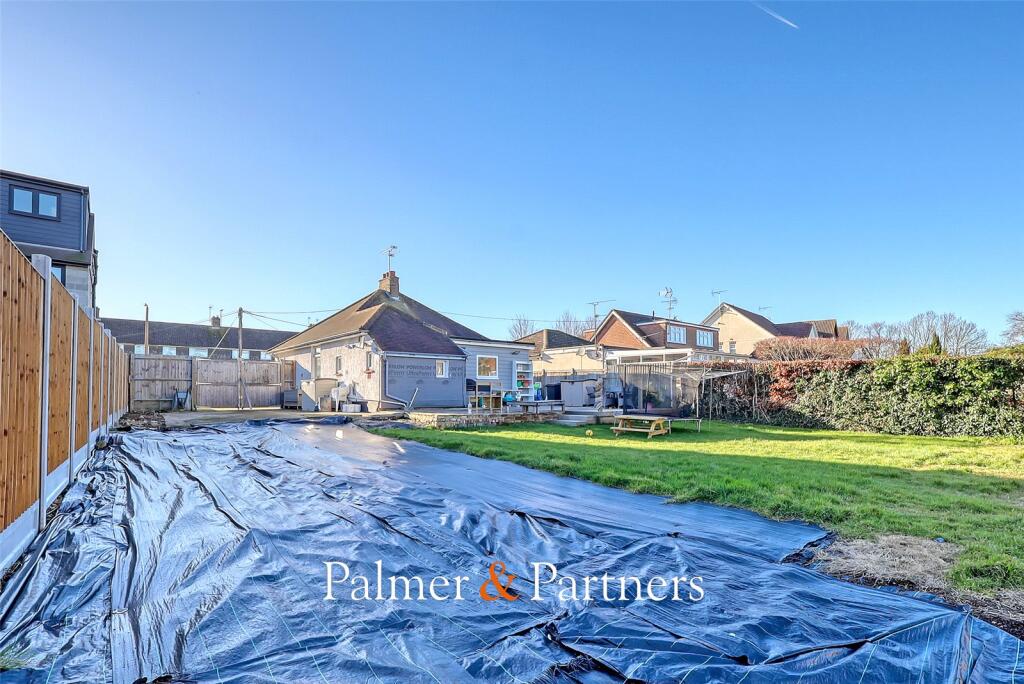 Additional property image - Skinners Lane, Chelmsford, Essex, CM2