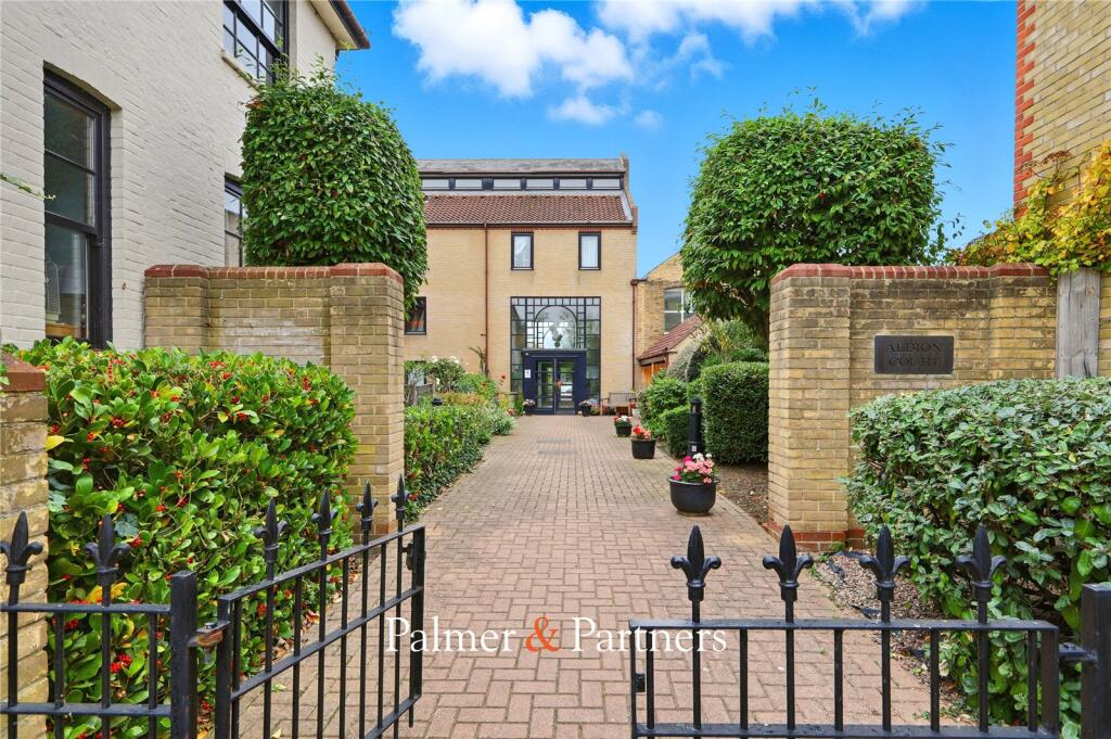 Main image of property: Albion Court, Queen Street, Chelmsford, Essex, CM2