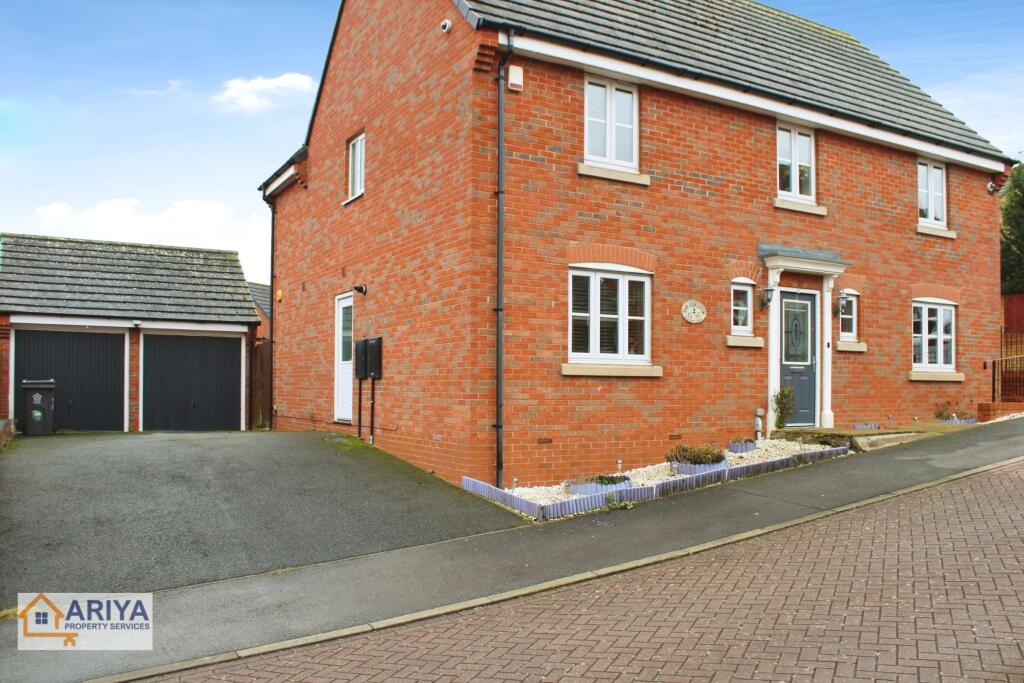 Main image of property: Oulston Lane, Hamilton, Leicester LE5