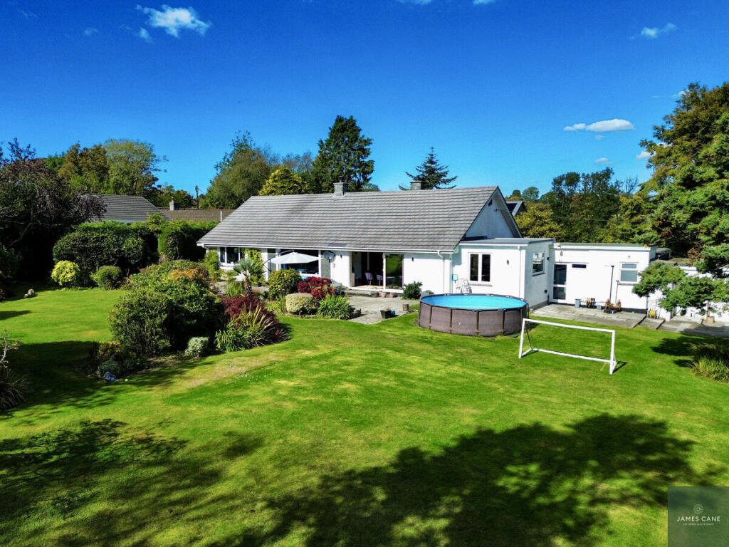 Main image of property: Penelewey, Feock, TR3